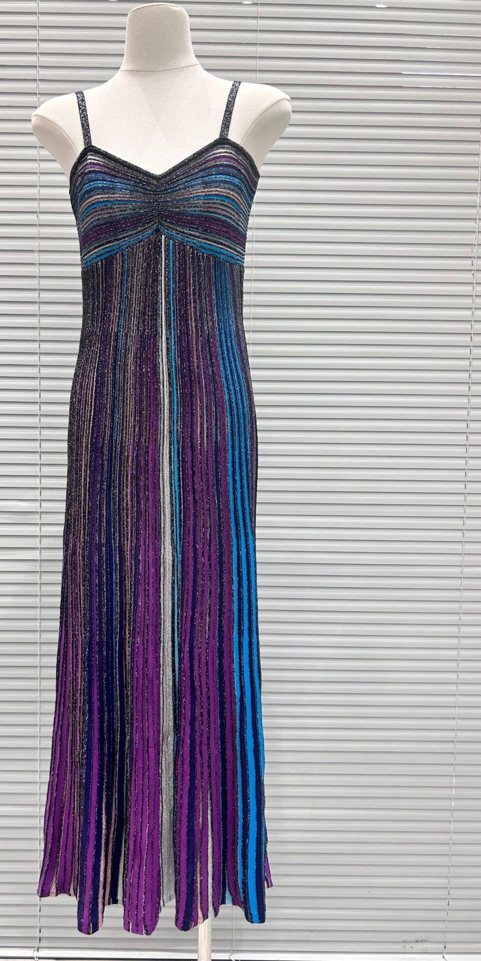 DR612 Summer Retro Knitted Dress with Striped Contrast
