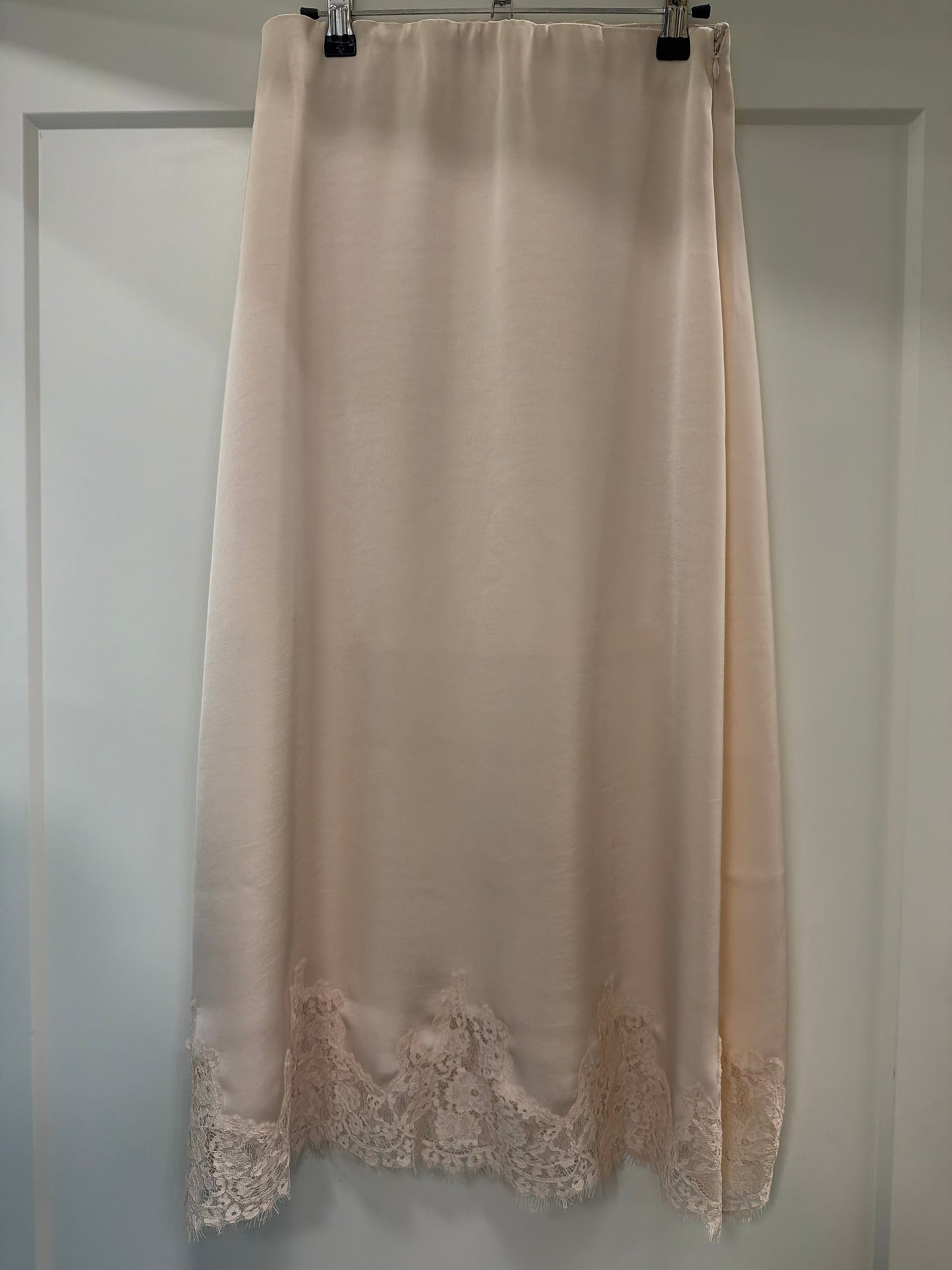 Ecru lace skirt
