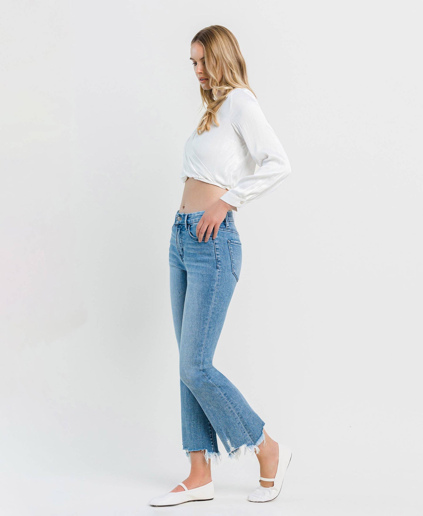 HIGH RISE SEAMLESS WAISTBAND KICK FLARE JEANS