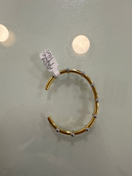 Cindy studded bracelet