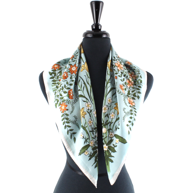 S25095 Floral Square Scarf (28"x28")