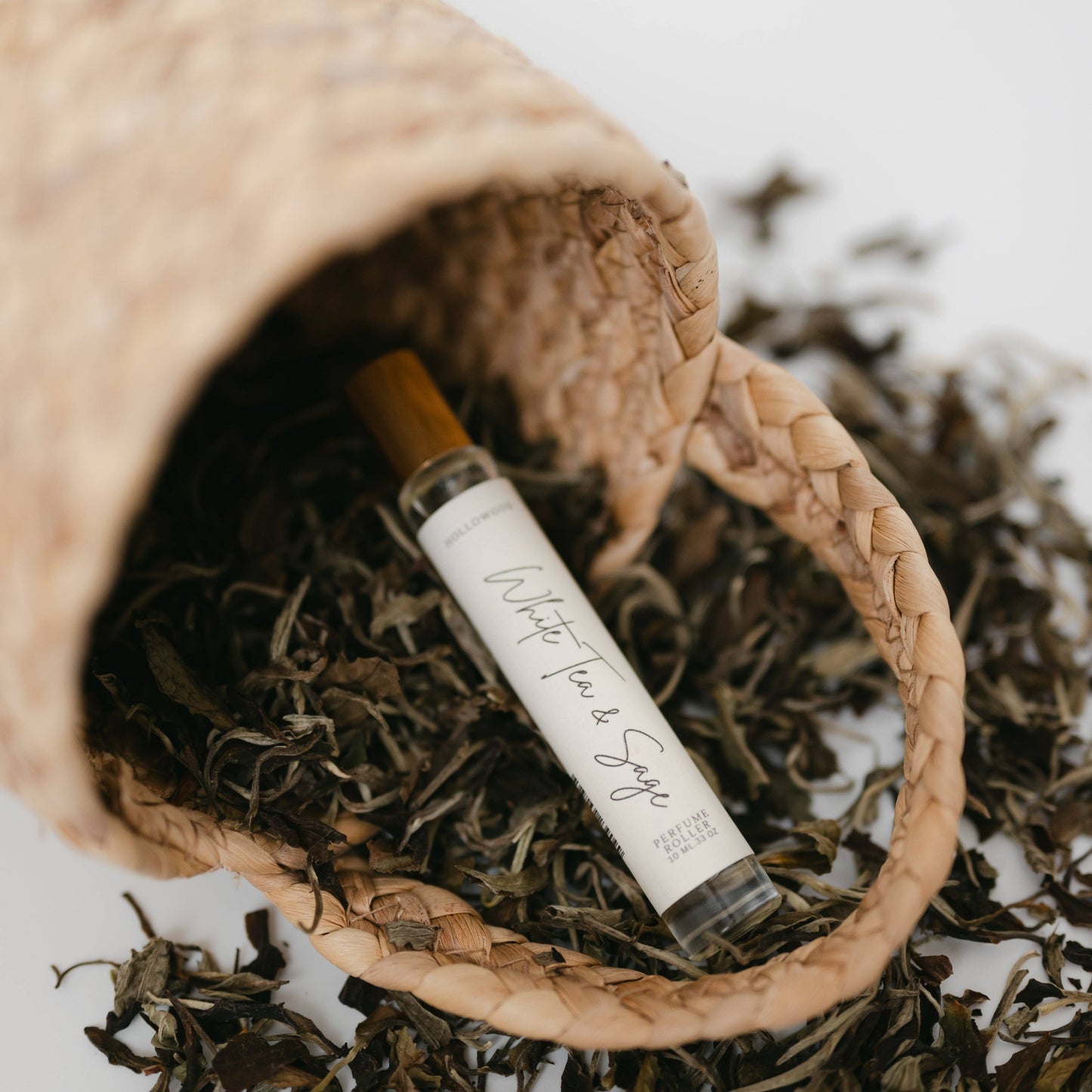 WHITE TEA & SAGE | PERFUME ROLLER