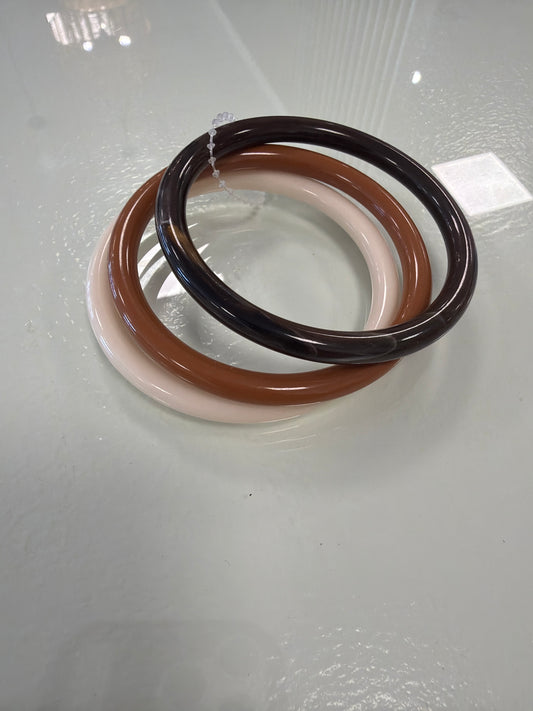 Ivory brown bracelet set