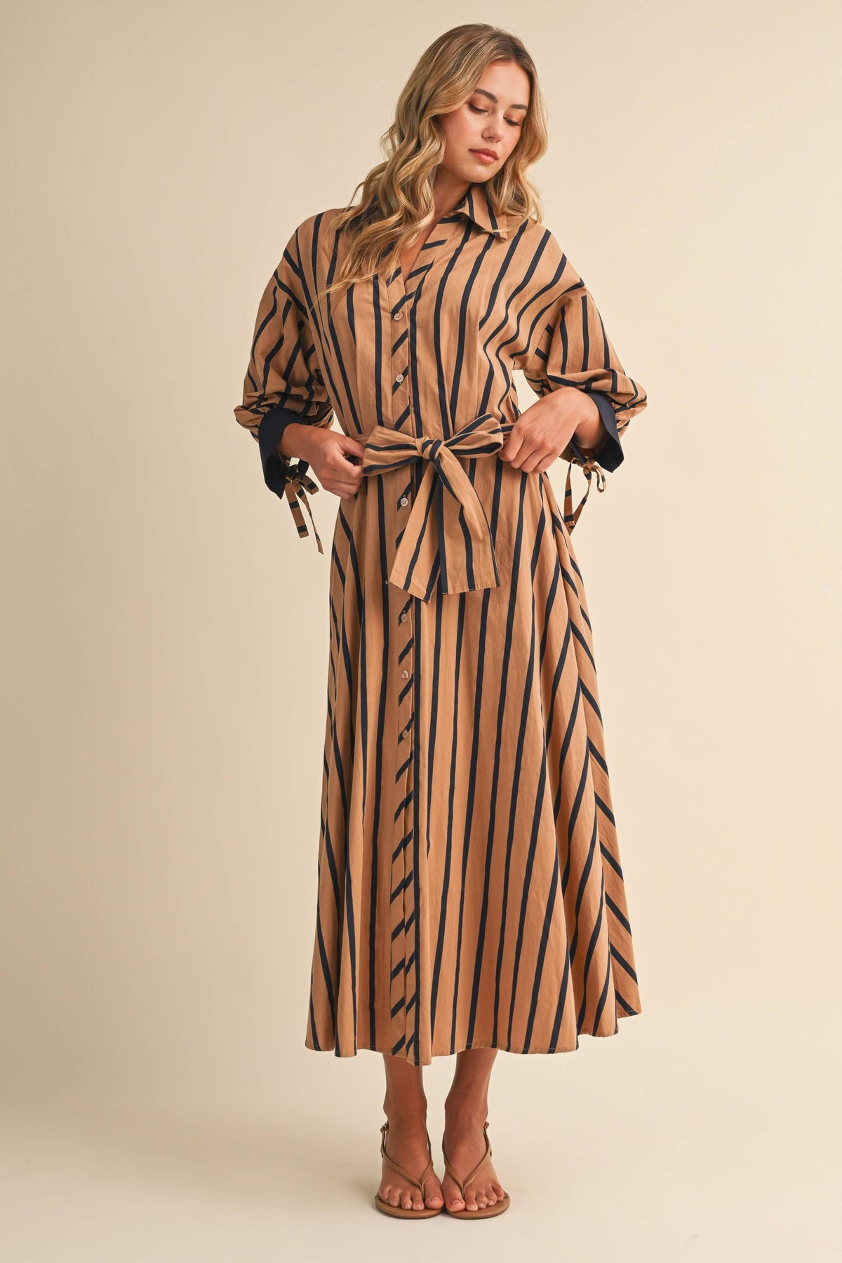 ID10703 STRIPED PRINT PINTUCK DETAIL WAIST MIDI SHIRT DRESS