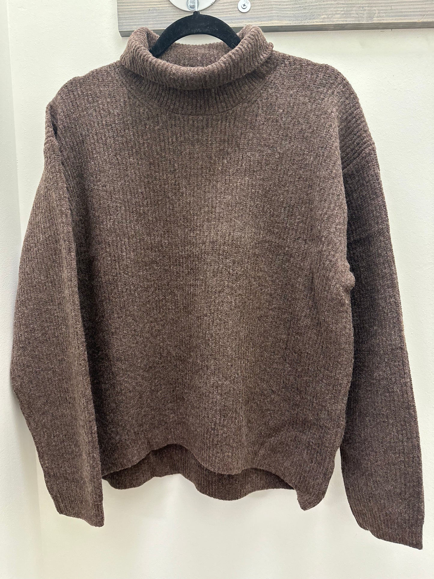 solid turtleneck sweater by KARLIE