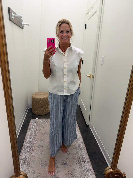 SOLID POPLIN BUBBLE SLV BUTTON TOP - Karlie