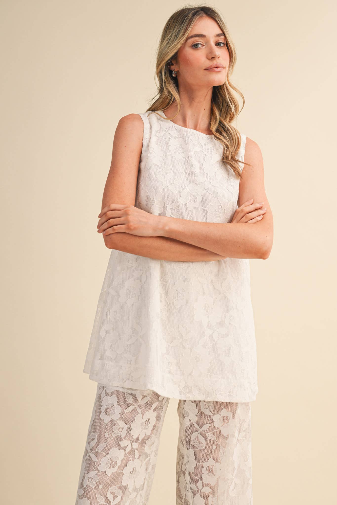 LACE SLEEVELESS TUNIC AND WIDE LEG PANTS SET