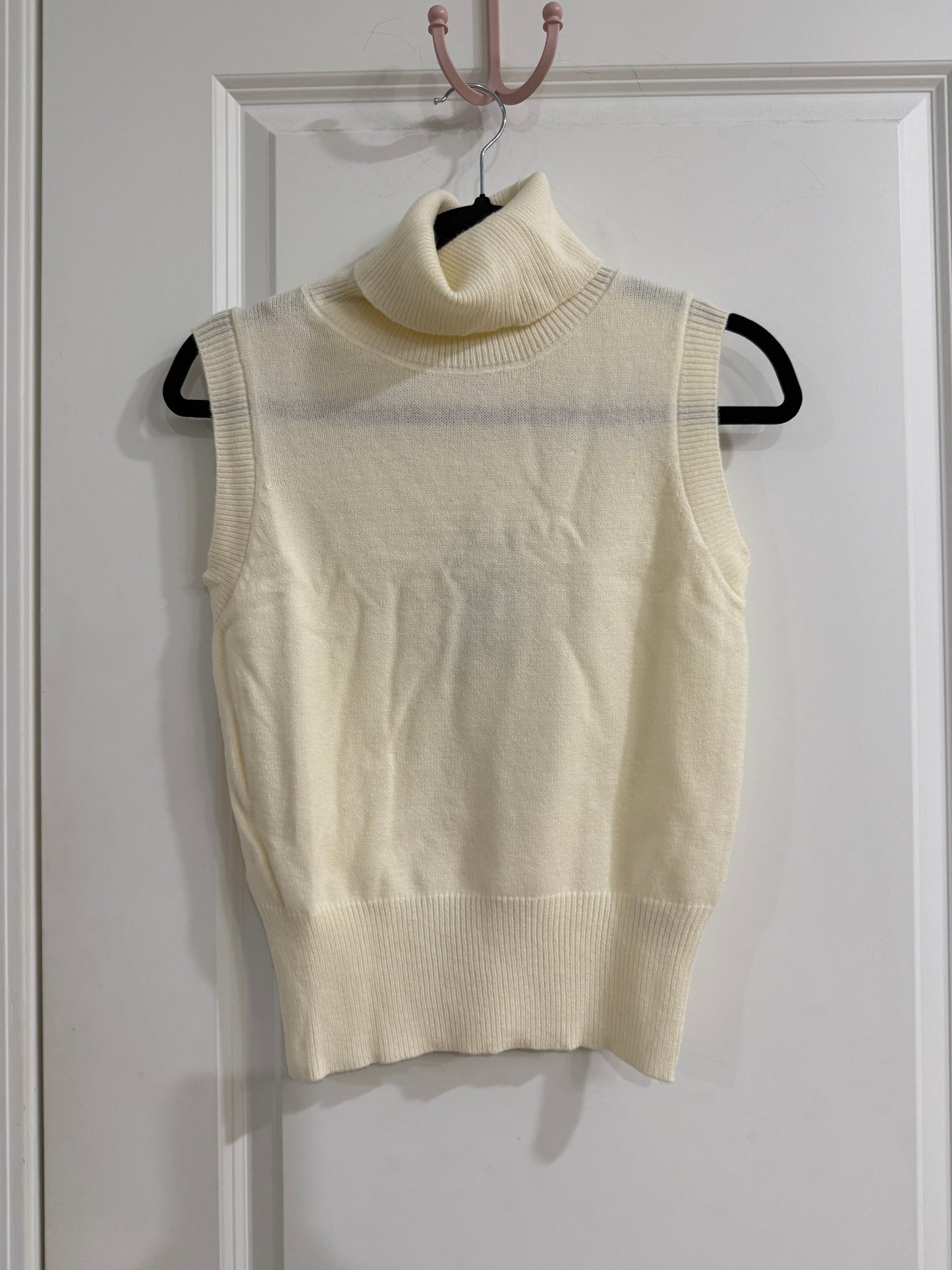 Turtleneck Sleeveless Knit Top