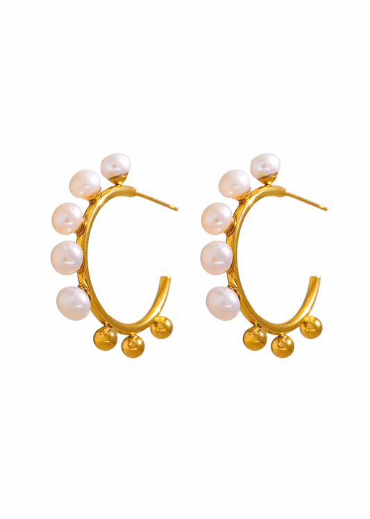 Lucy Hoops