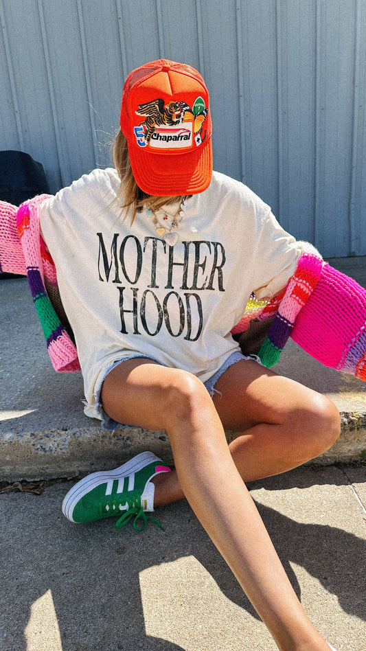 Motherhood graphic tee - ivory