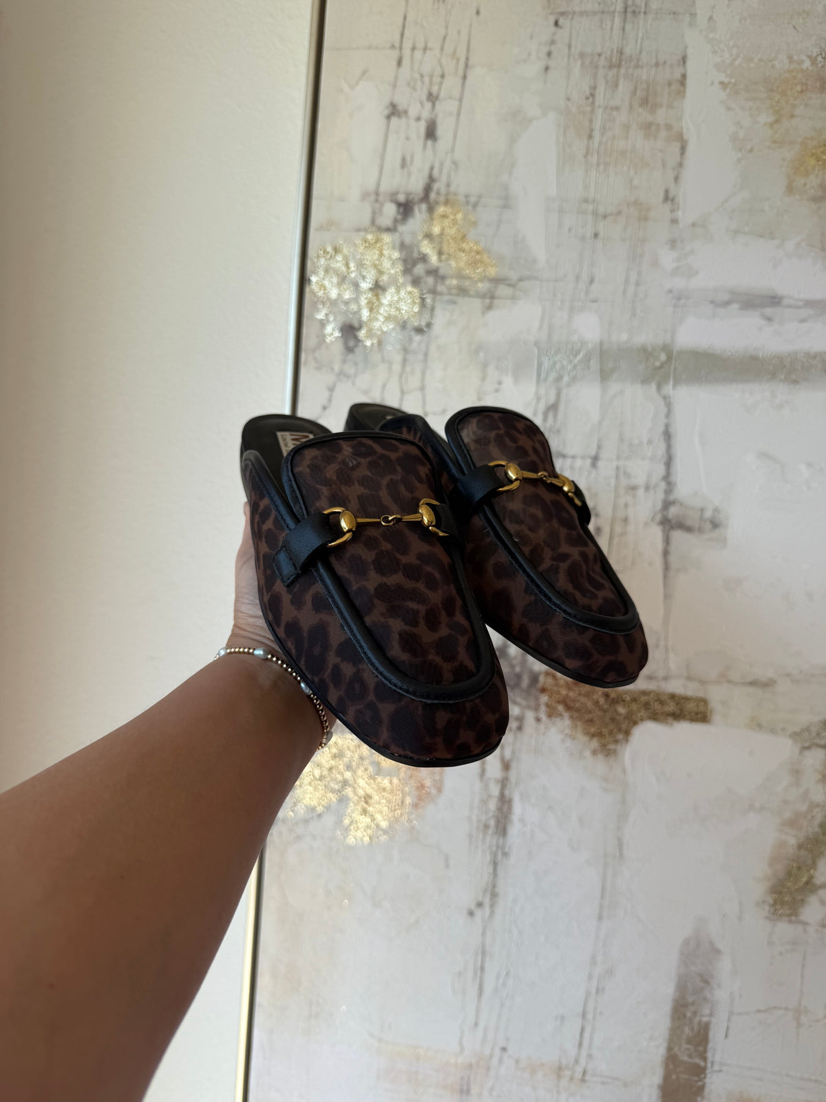 Leopard mesh mule