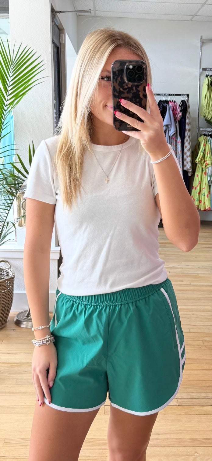 Kelly green active short