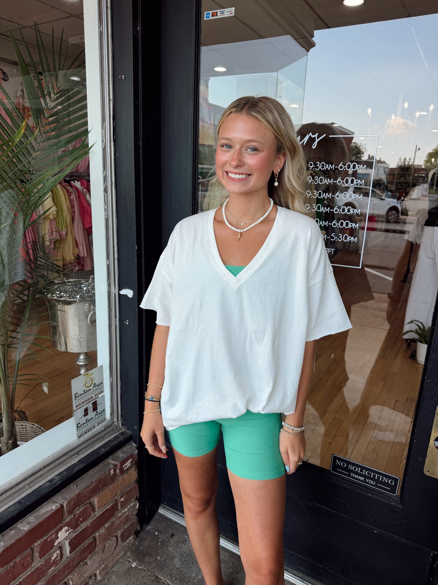 better than ever oversized vneck tee white BEYOND YOGA