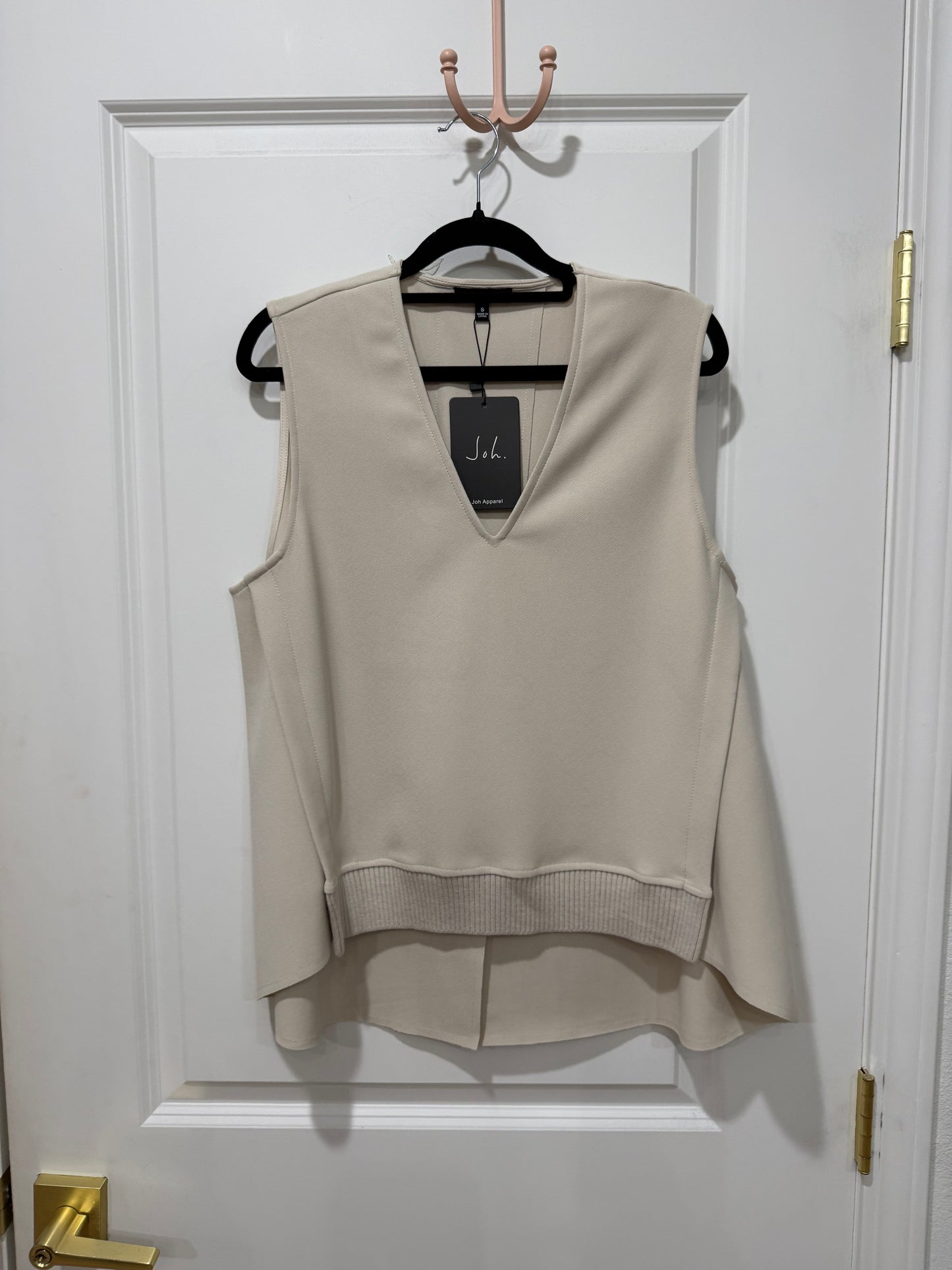 Janae Vest