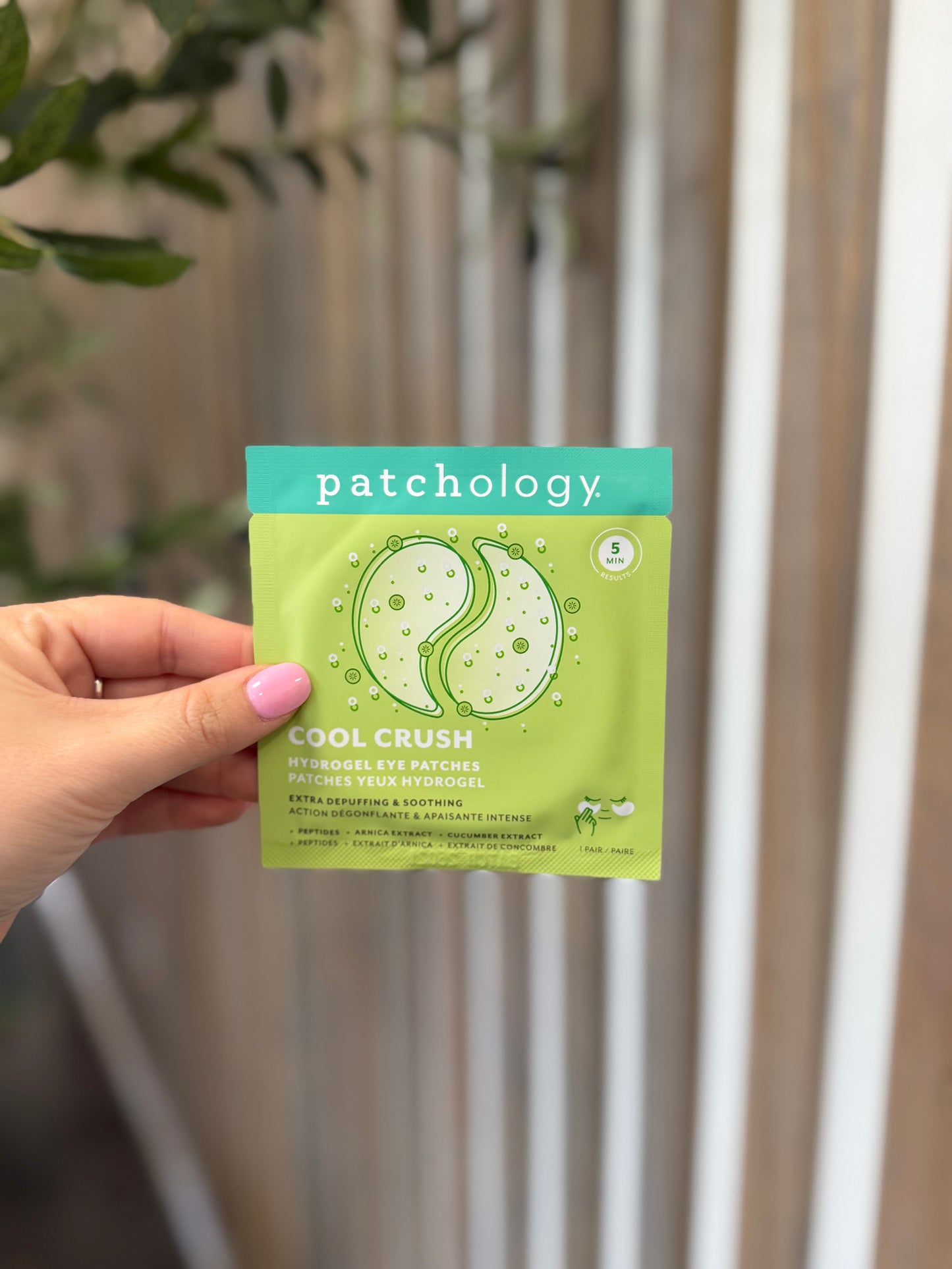 Cool crush eye patches