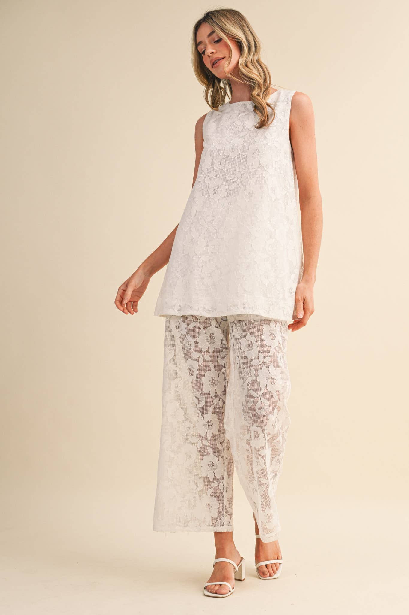LACE SLEEVELESS TUNIC AND WIDE LEG PANTS SET