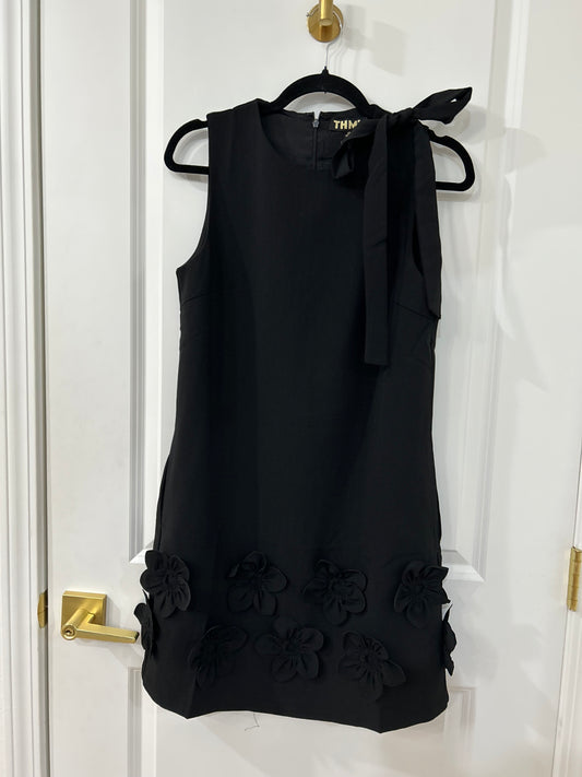 Sleeveless floral detail dress black