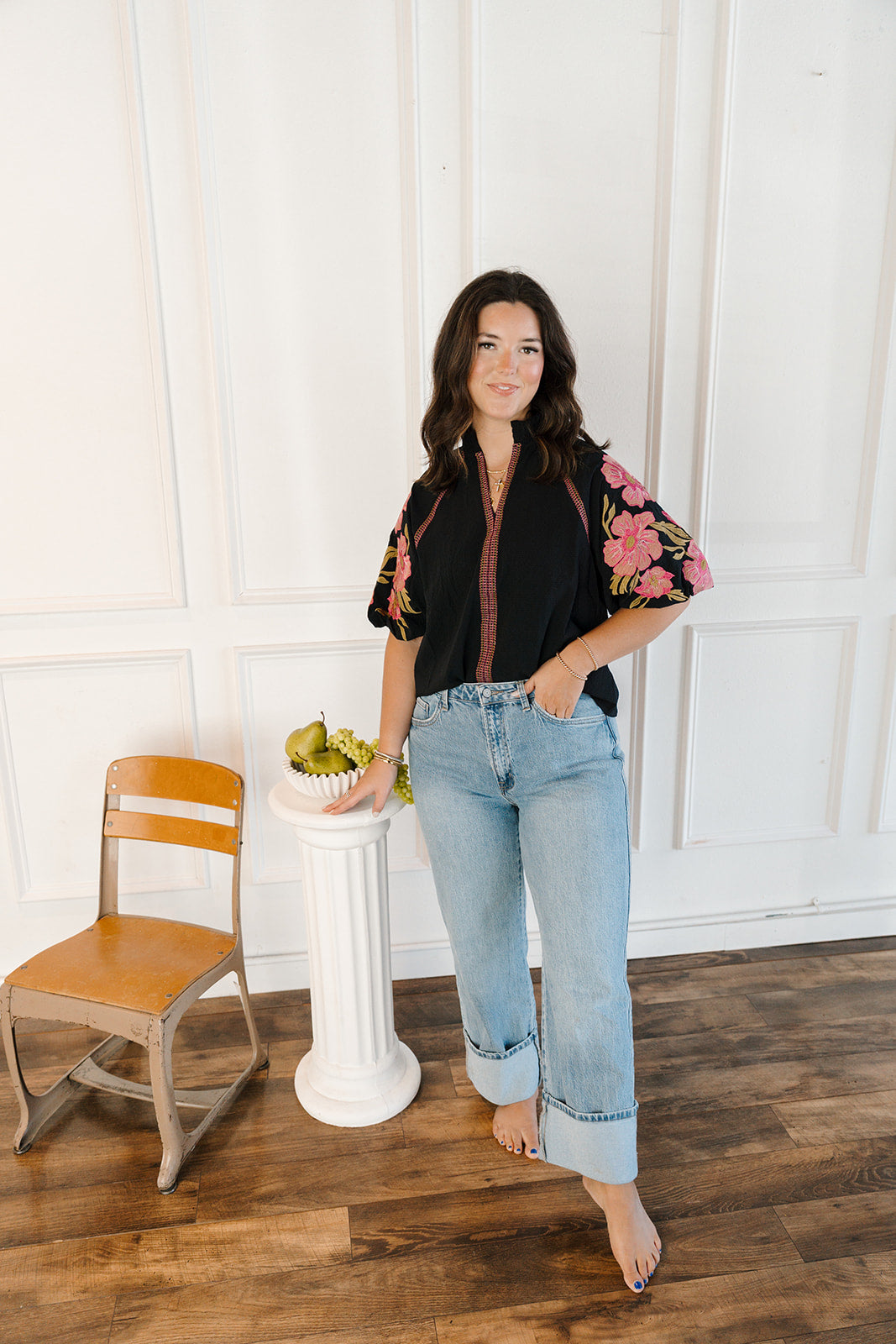 embroidered puff sleeve blouse