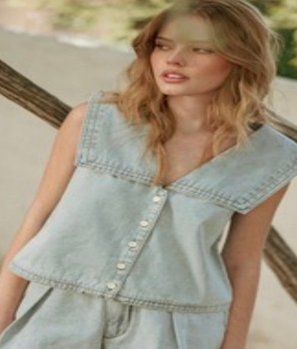 SAILOR COLLAR BUTTON FRONT DENIM TOP