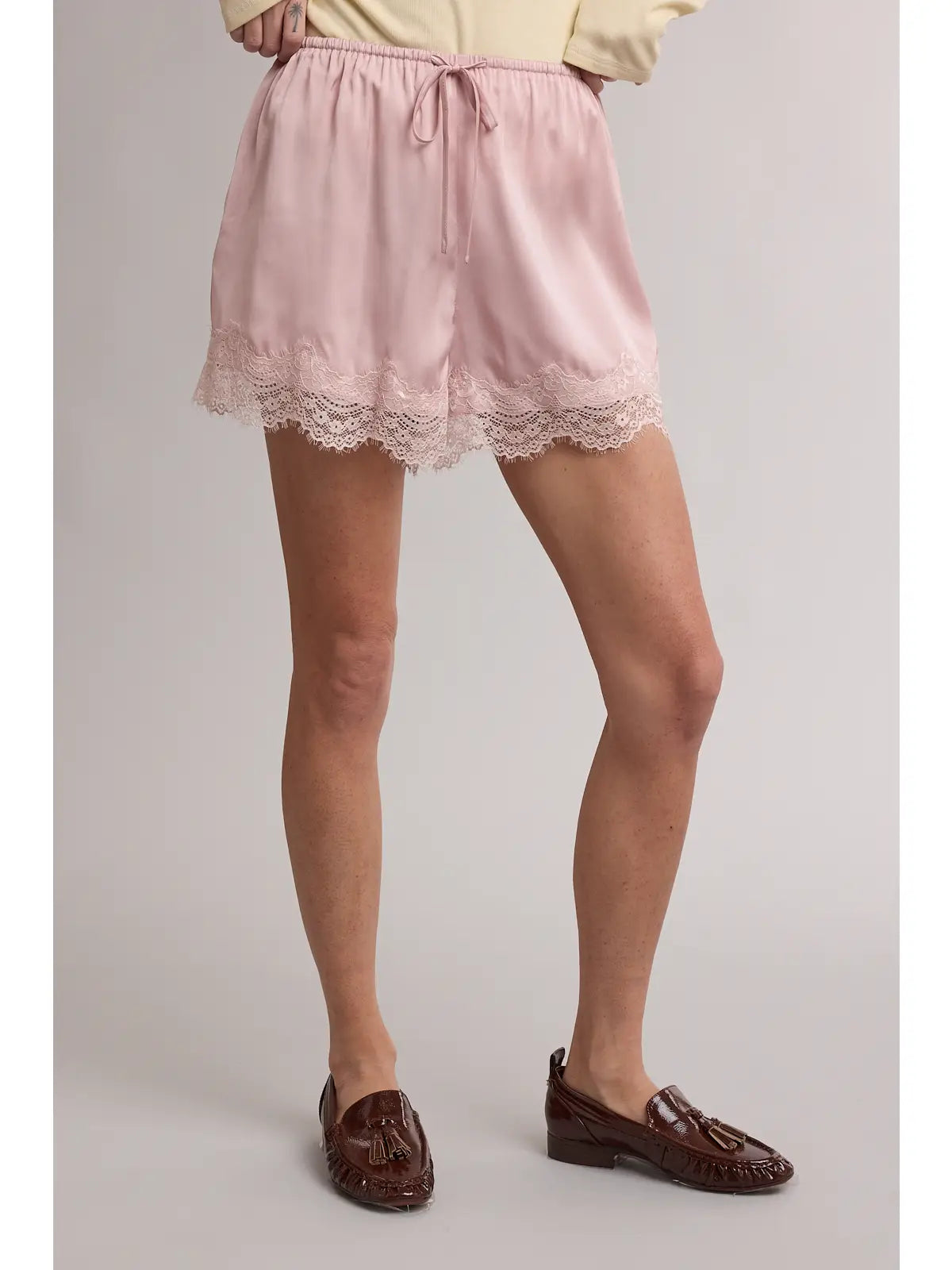 Lace satin short (2 colors)