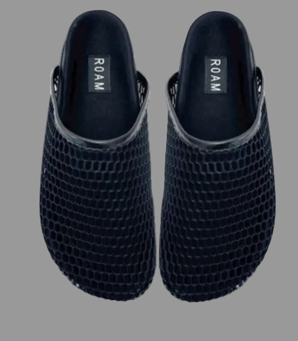 THE MESH CLOG (2 colors) - ROAM