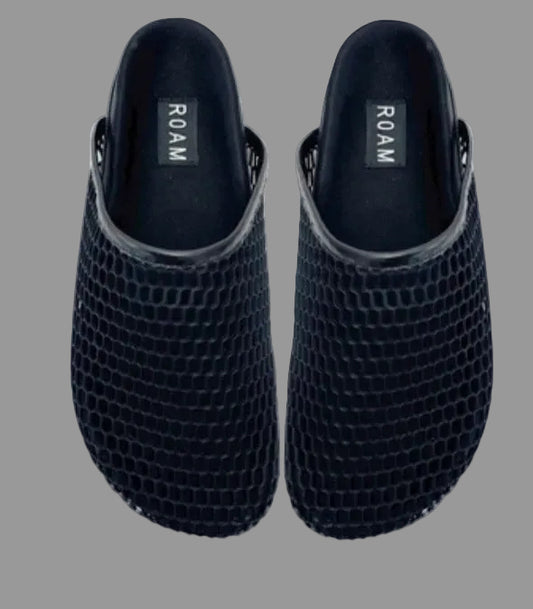 THE MESH CLOG (2 colors) - ROAM