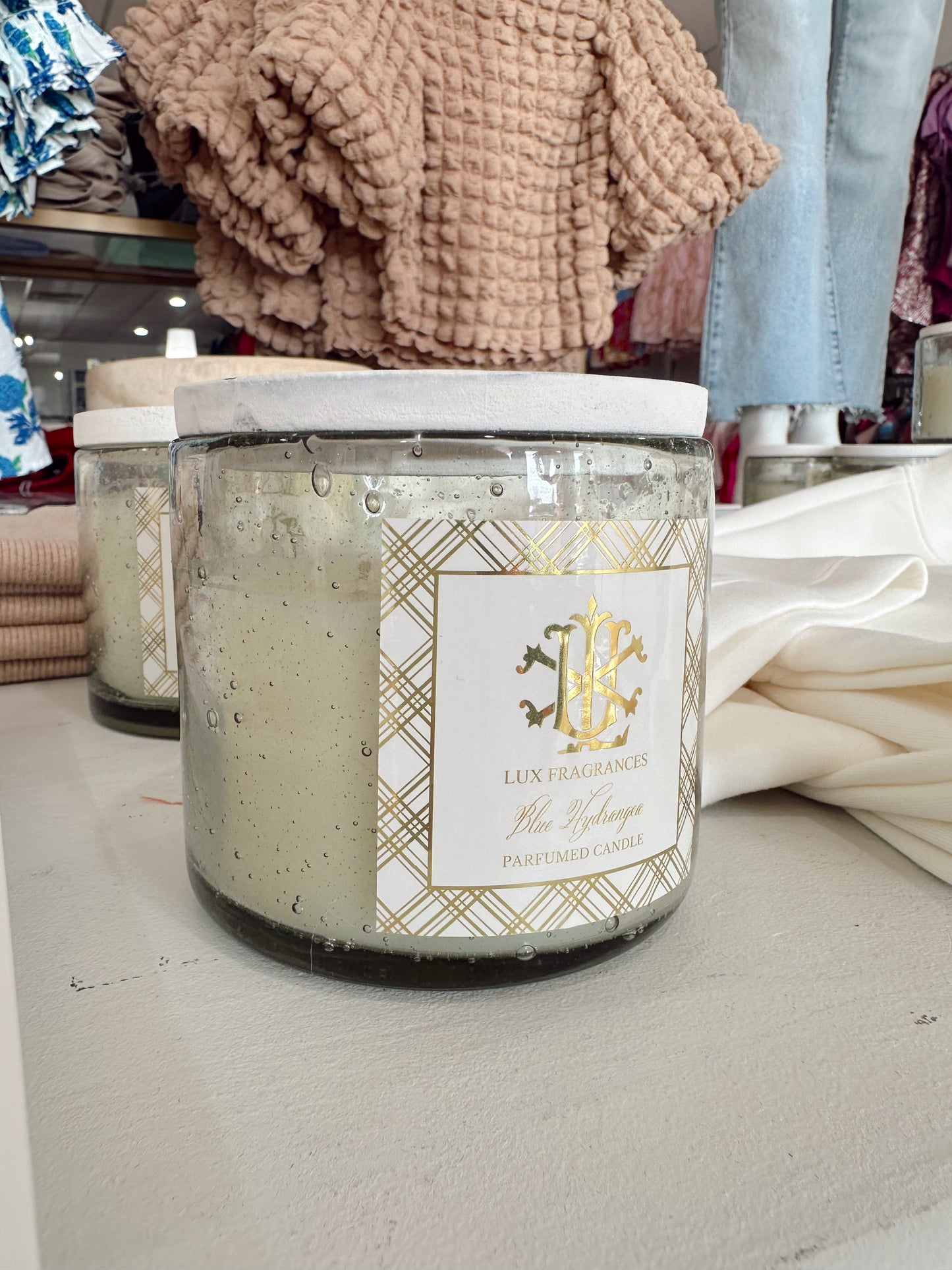 LUX Blue Hydrangea candle
