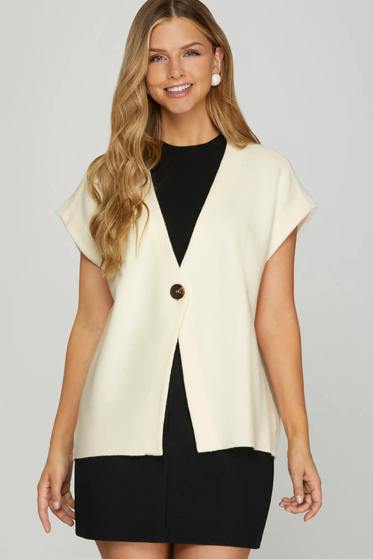 SINGLE BUTTON SWEATER VEST