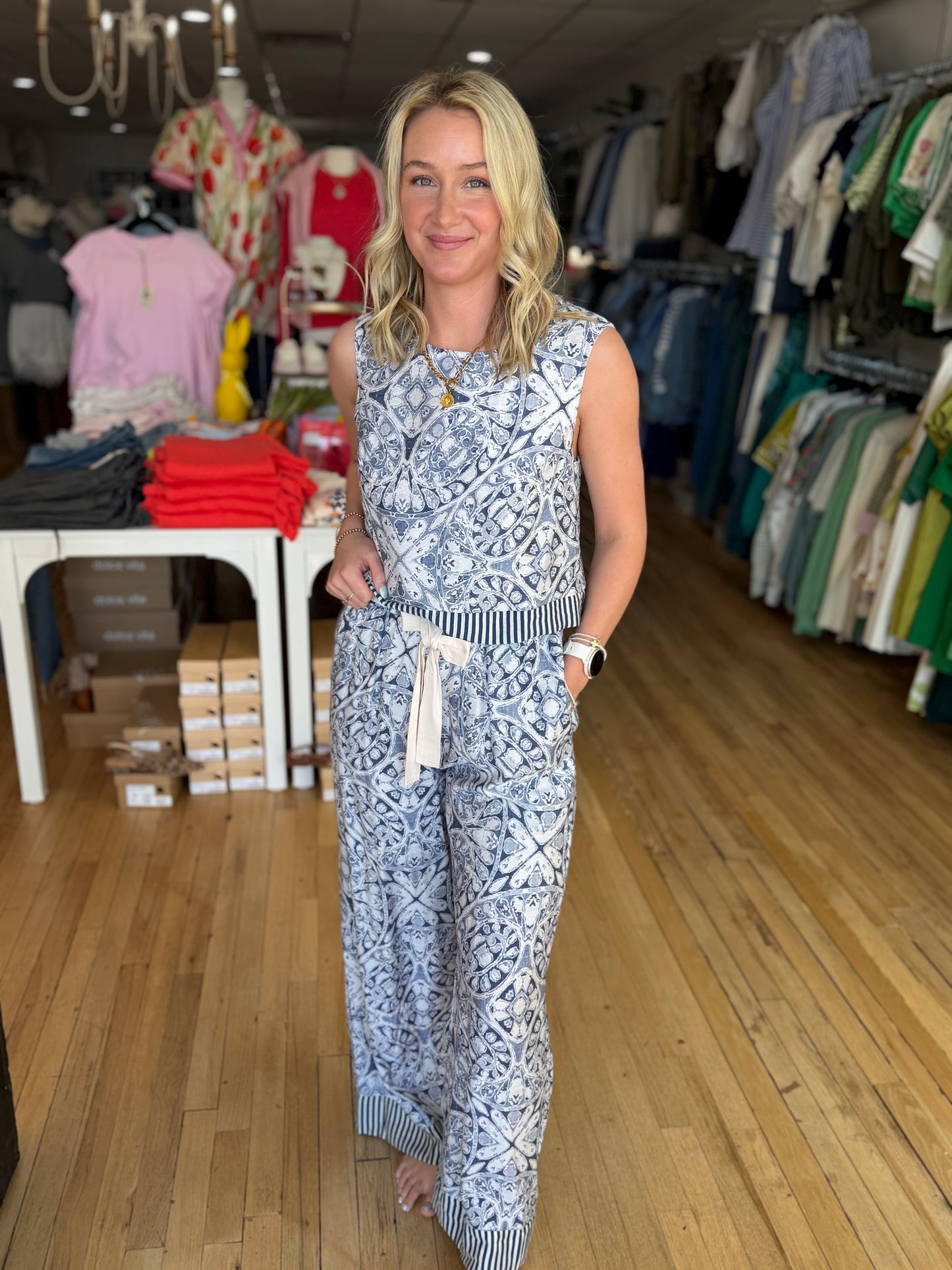 blue/white printed pant set