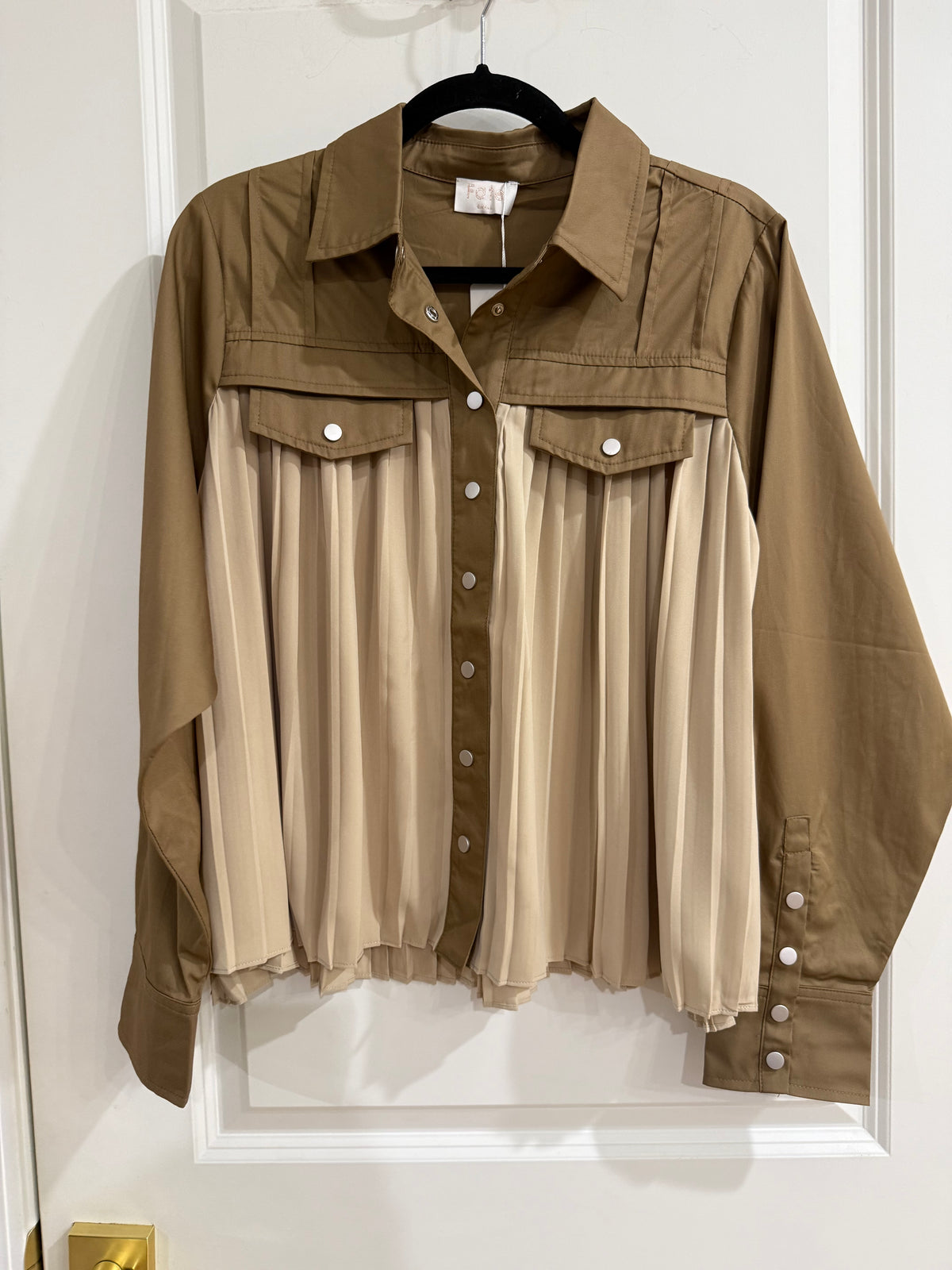 Pleated panel mixed media button up
