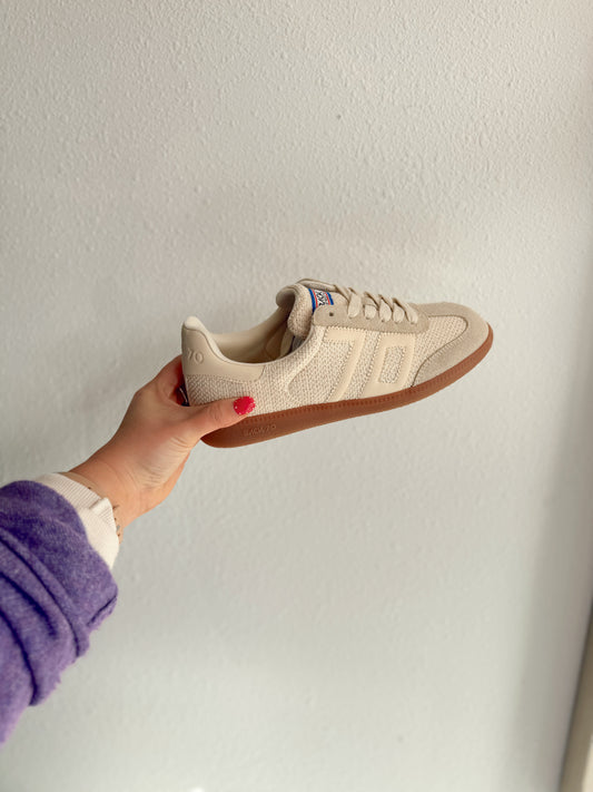 Iuta 2512 in beige BACK70