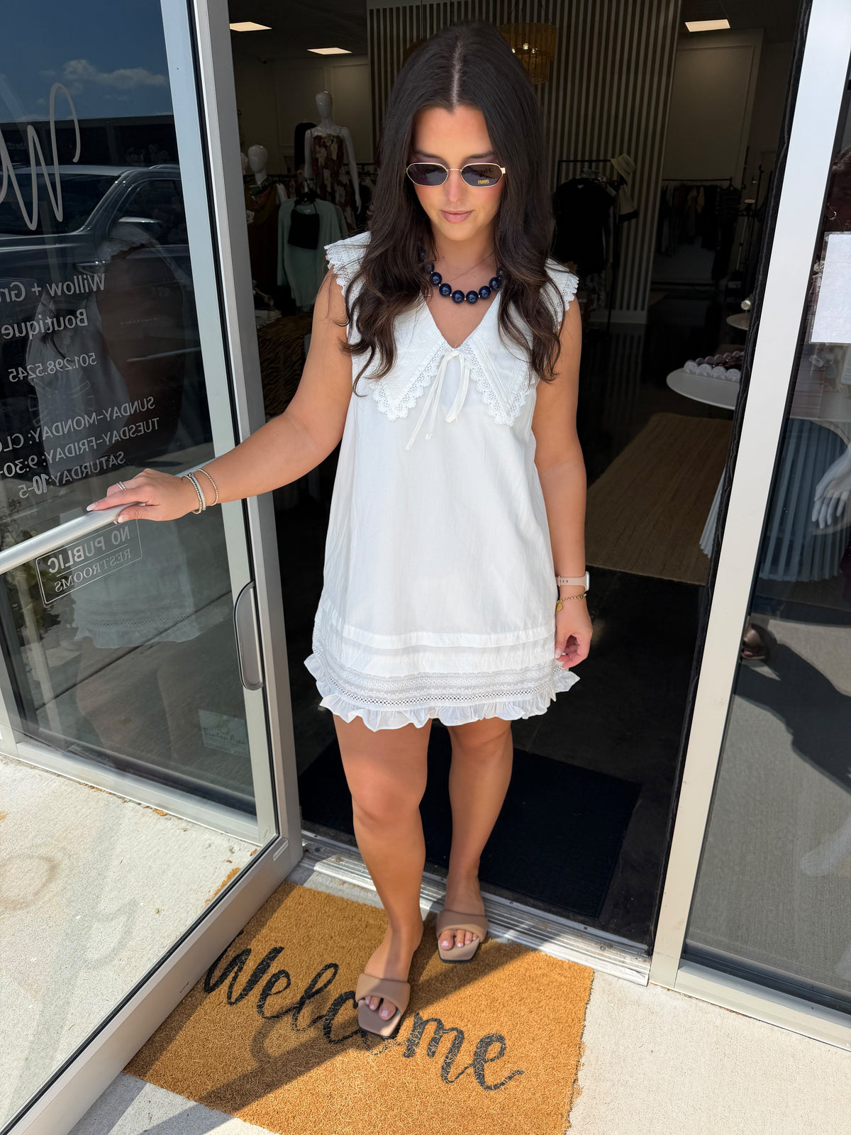 Ruffle hem mini - white