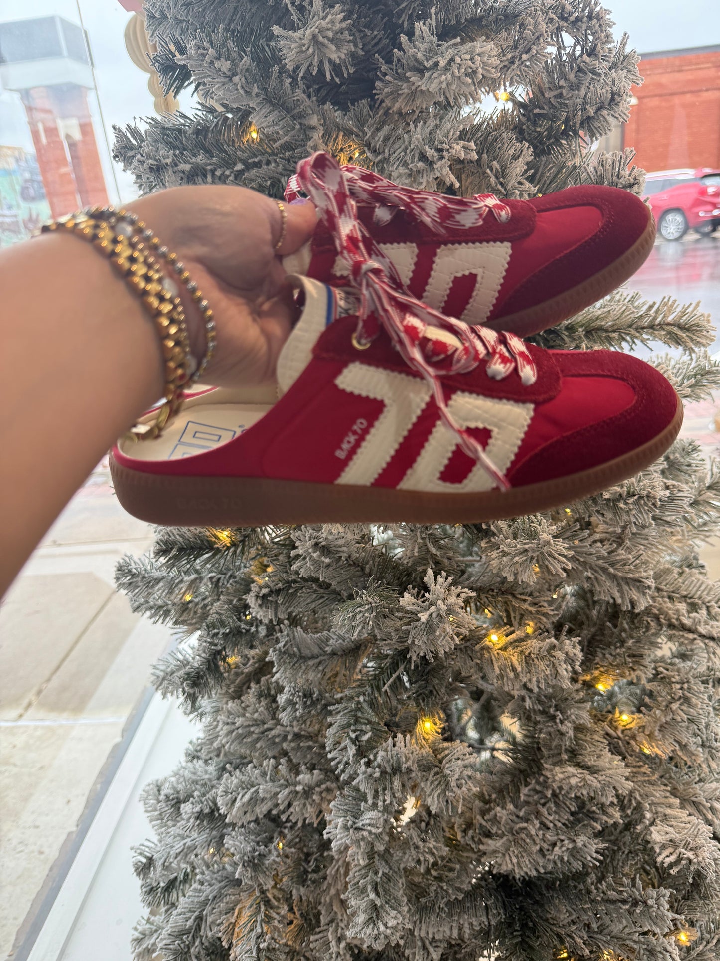 Easter Back70 Red Milk