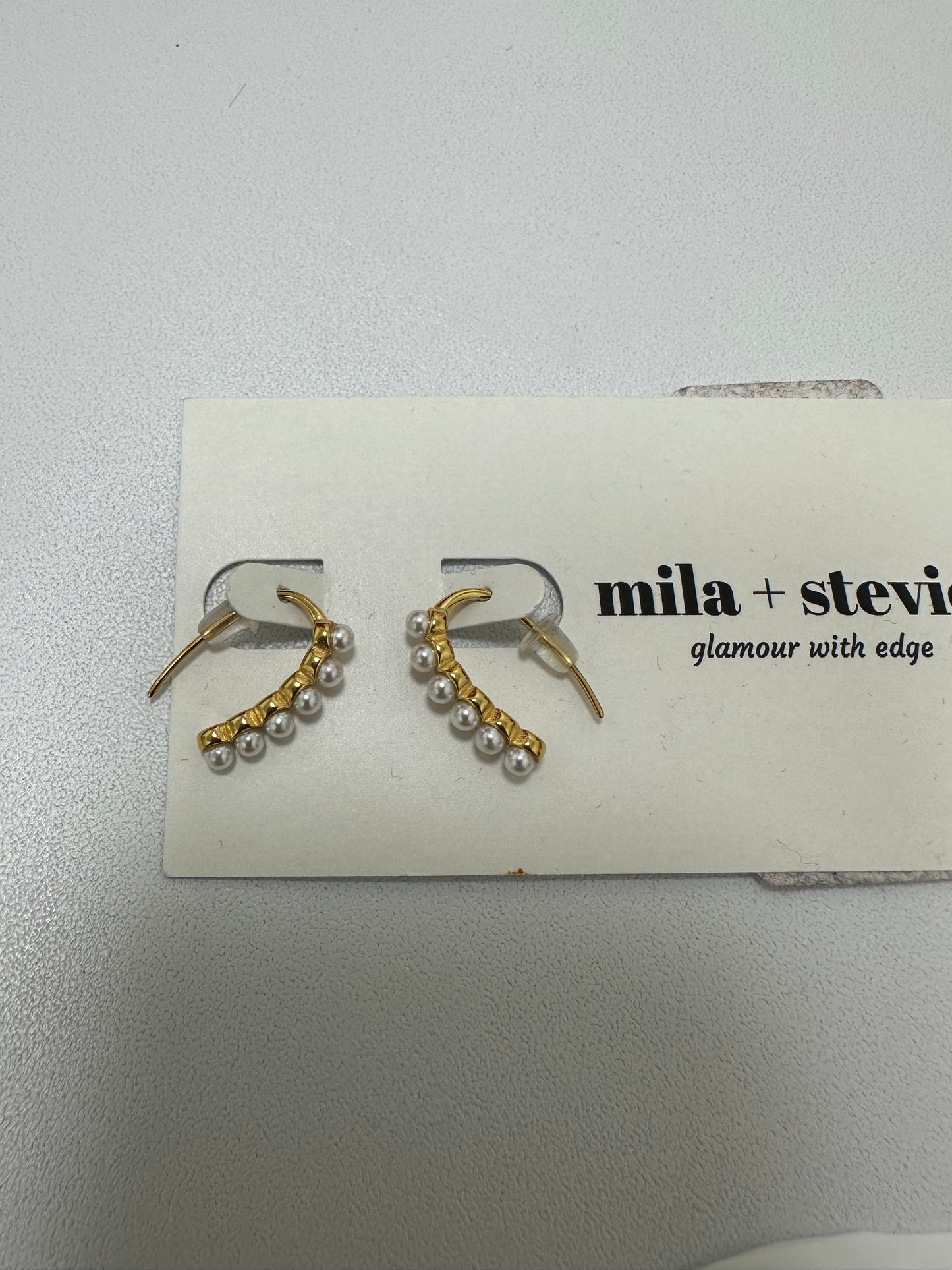 Mila Pearl Hook Earring