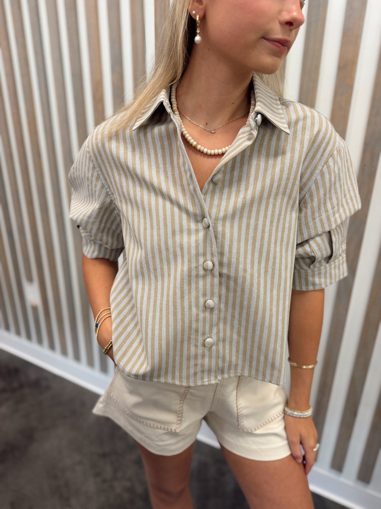 STRIPE LINEN BUTTON PUFF SLV TOP - Karlie