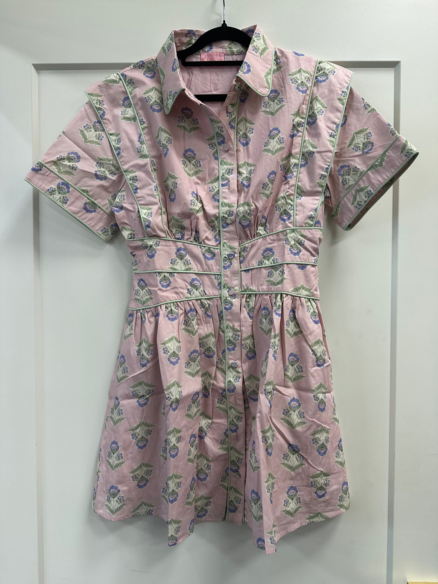 FRENCH FLORAL SHIRT DRESS W/ 
- Karlie