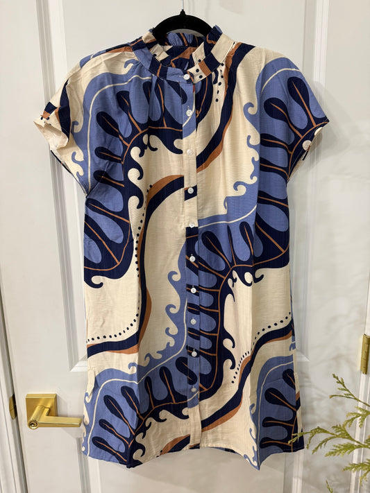 Short sleeve abstract pattern button up dress