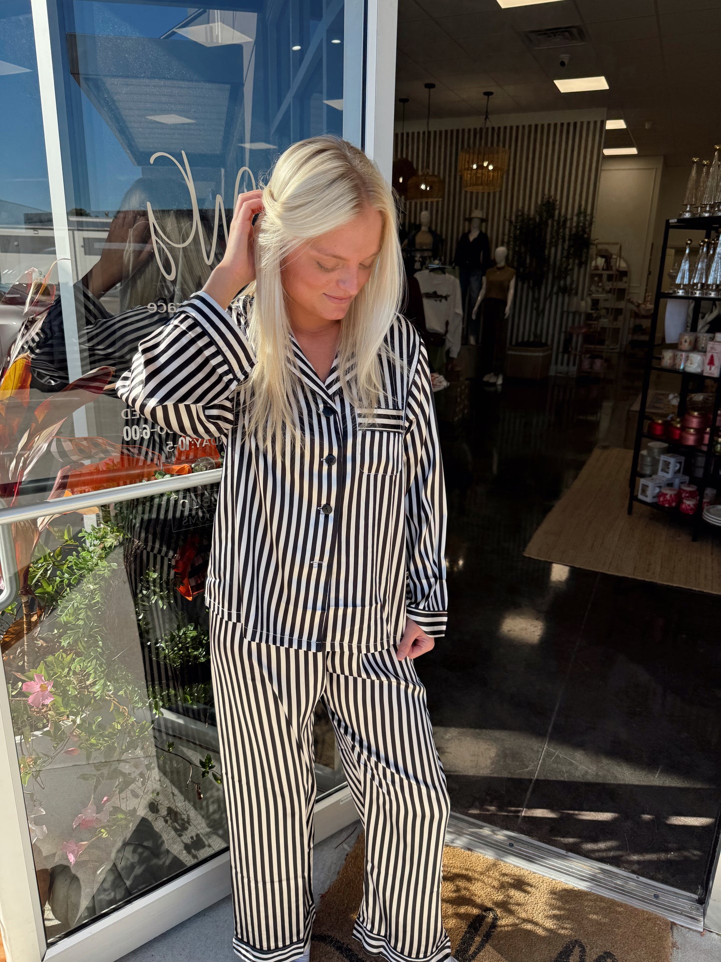 Long sleeve stripe pj set - black