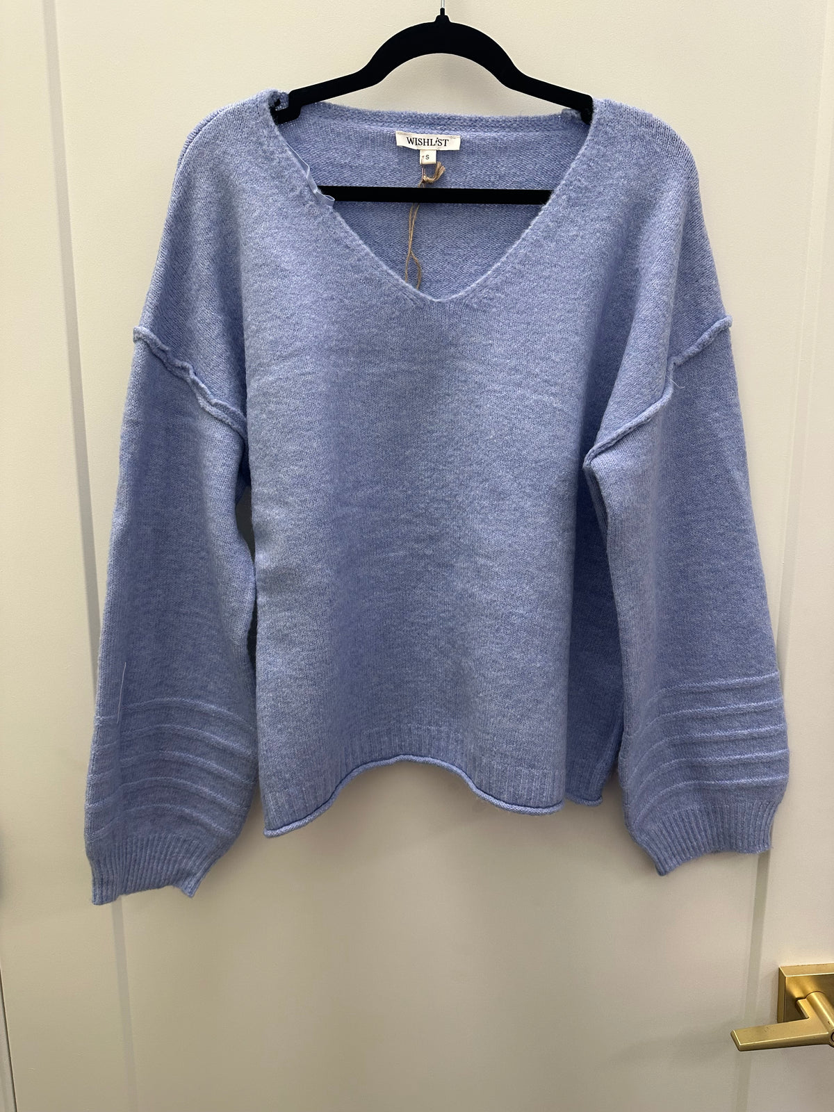 BLUE VNECK PULLOVER