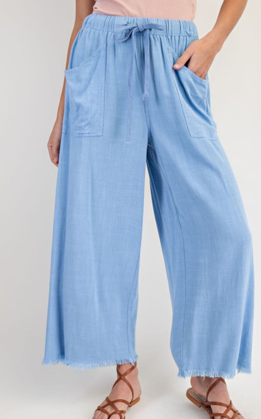 Frayed crop pant