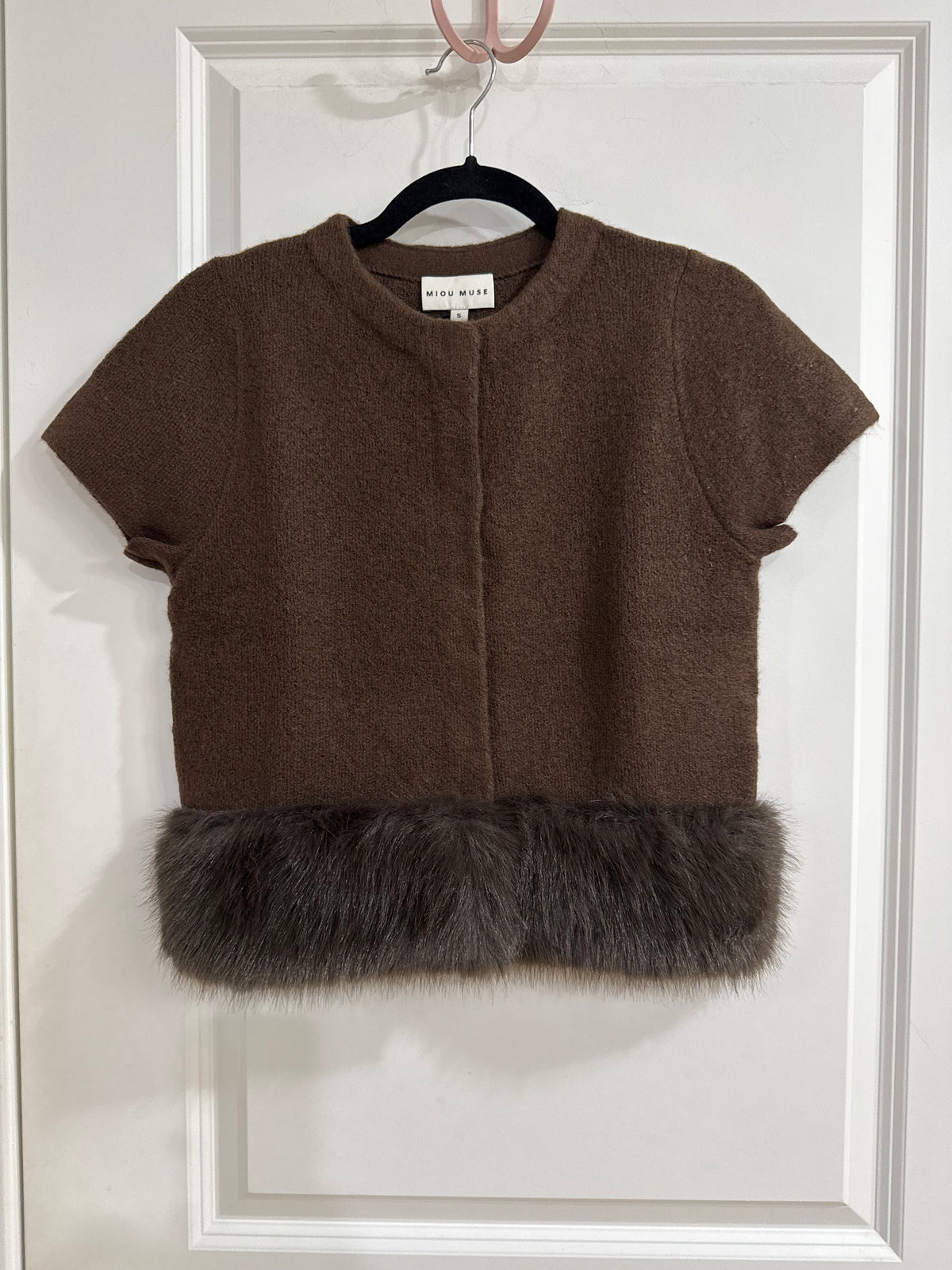 fur trim short sleeve sweater top