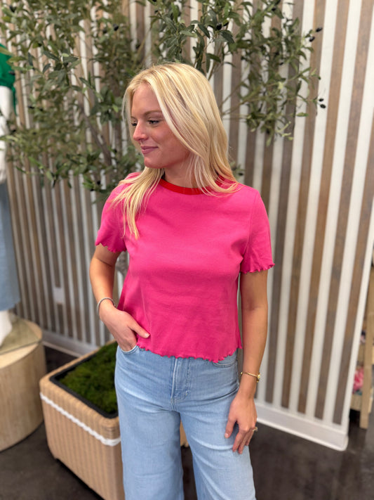 pink/red contrast lettuce hem tee