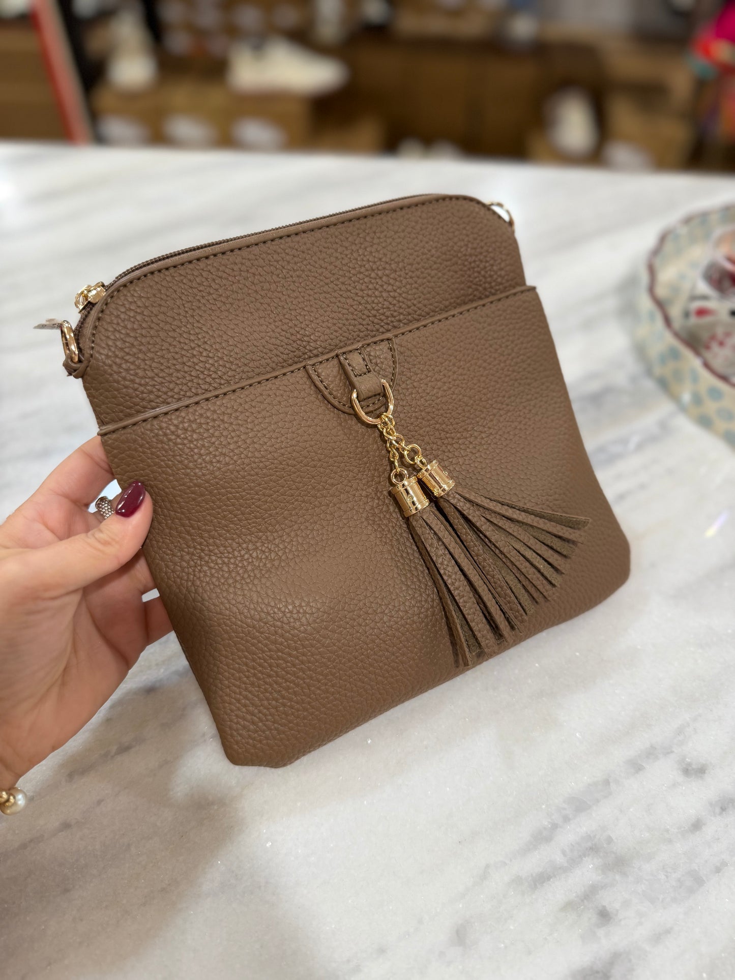 crossbody w/tassel (3 colors)