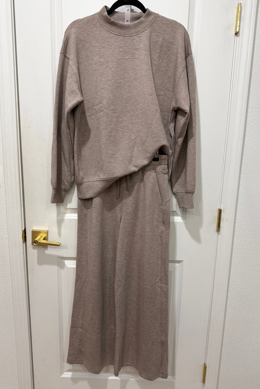 H TAUPE SCUBA MOCK NECK PANT SET