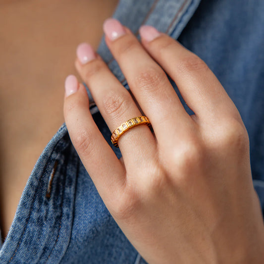 18k gold tennis emerald cut ring BRENDA GRANDS