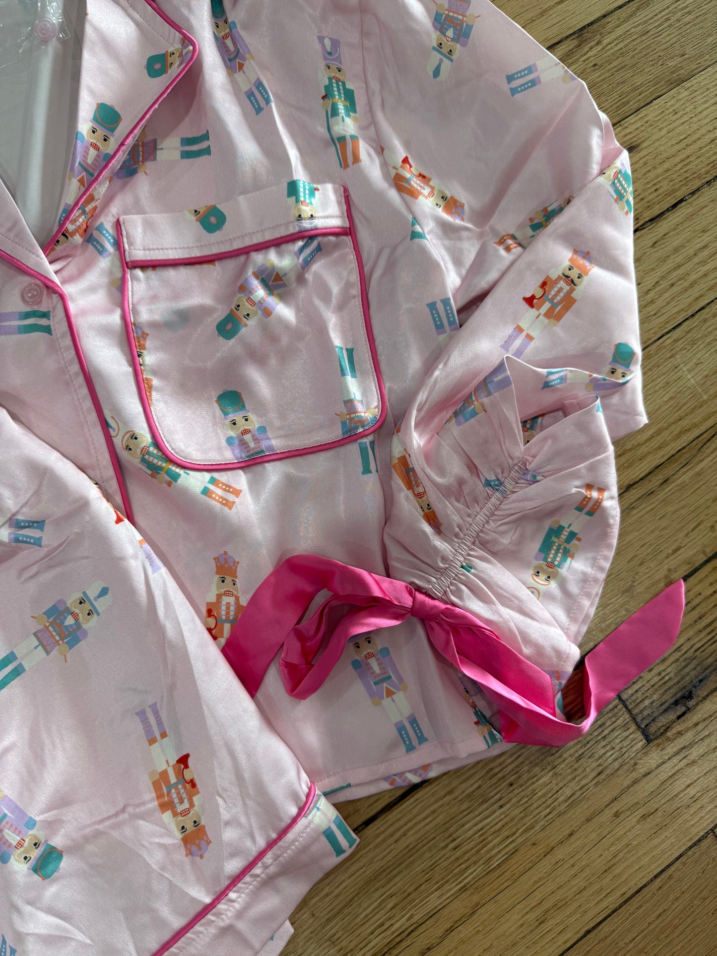 TOY SOLDIER & BOW CHRISTMAS PRINTED SATIN set
