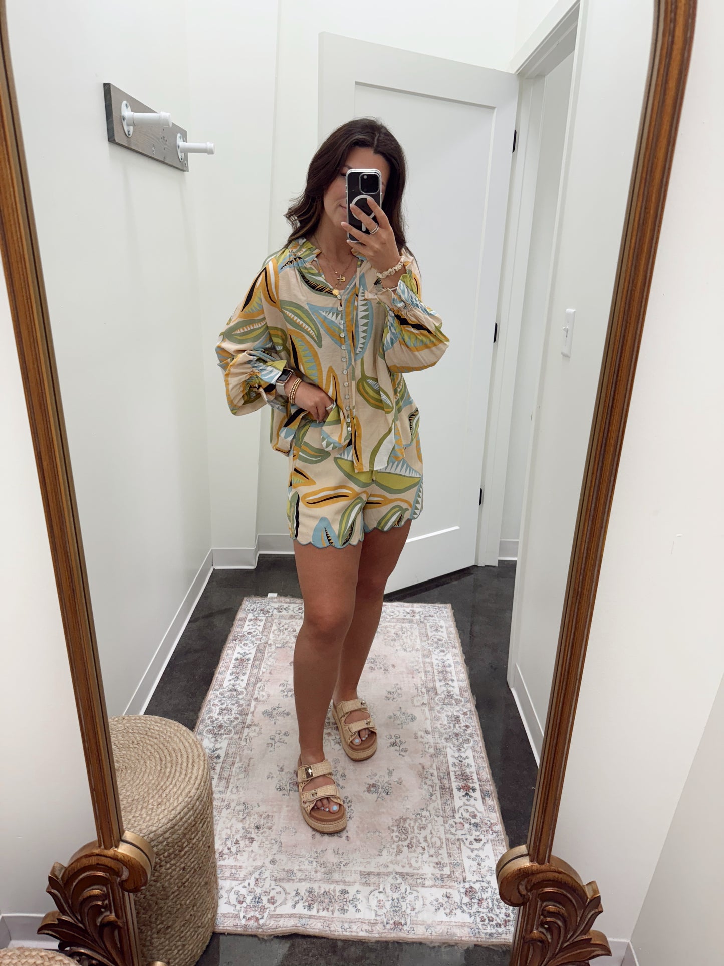 Abstract leaf short set