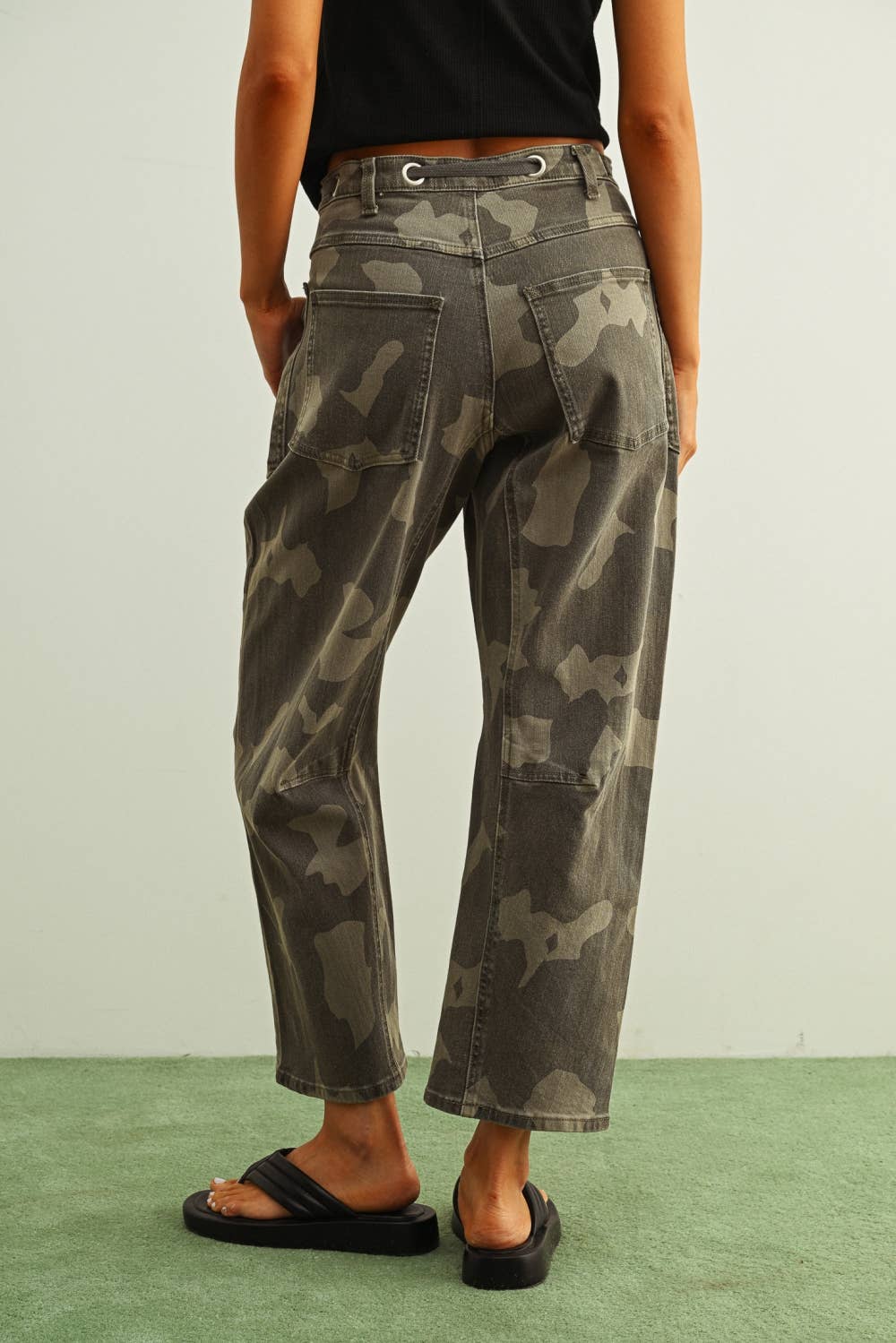 P6666   CAMOUFLAGE PRINT WITH BELT PANTS