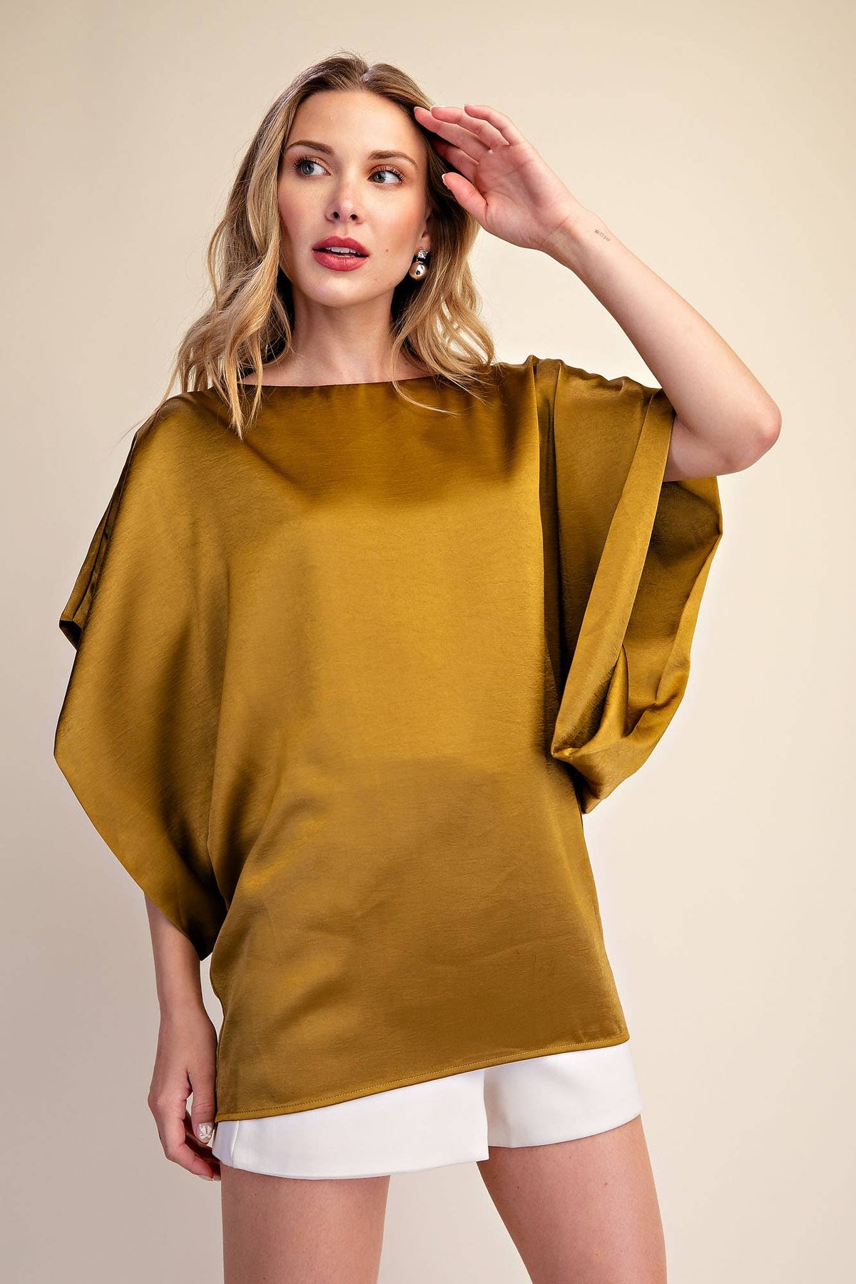 Drop Shoulder Flowy Wide Sleeve Oversized Top
