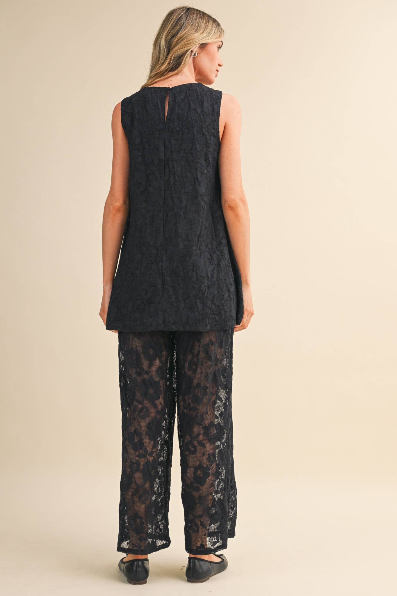 LACE SLEEVELESS TUNIC AND WIDE LEG PANTS SET